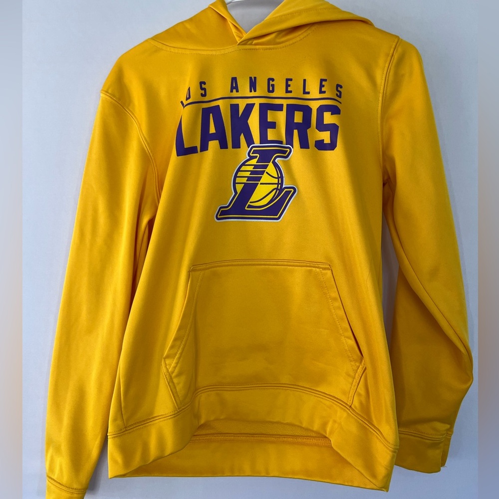 Gently used Yellow NBA Lakers youth hoodie 14/16.